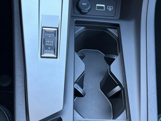 Peugeot 408 - Afbeelding 27 van 30