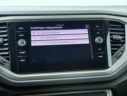 Volkswagen T-Roc - Afbeelding 16 van 30