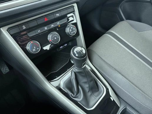 Volkswagen T-Roc - Afbeelding 23 van 30