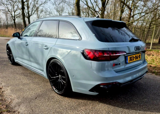 Audi RS4 - Afbeelding 4 van 30