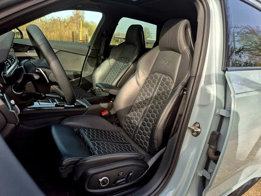 Audi RS4 - Afbeelding 6 van 30
