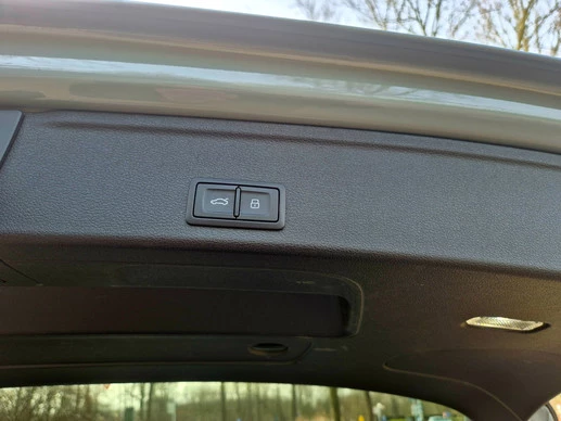 Audi RS4 - Afbeelding 11 van 30