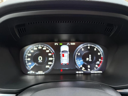 Volvo XC60 - Afbeelding 15 van 24