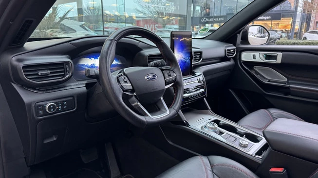 Ford Explorer - Afbeelding 7 van 26