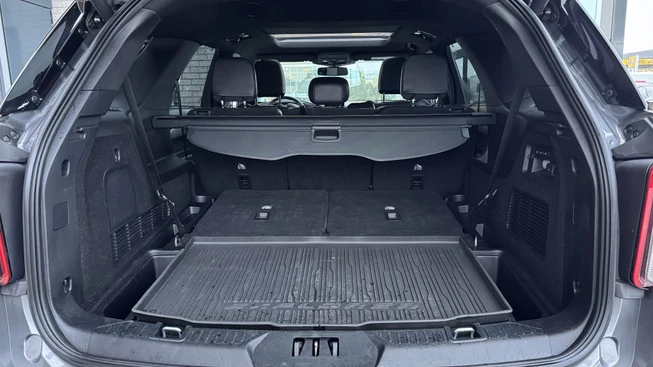 Ford Explorer - Afbeelding 11 van 26