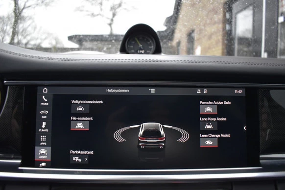 Porsche Panamera - Afbeelding 24 van 30