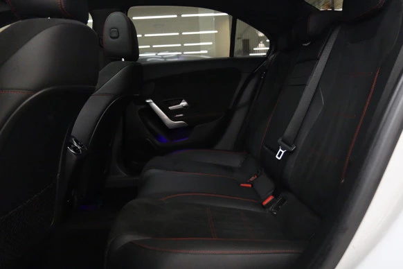 Mercedes-Benz A-Klasse - Afbeelding 14 van 30