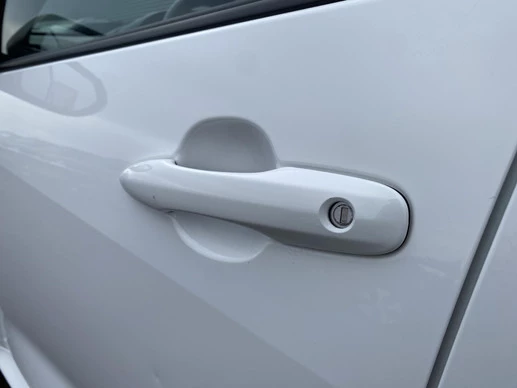 Toyota Yaris - Afbeelding 15 van 30