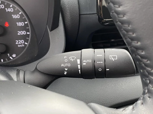 Toyota Yaris - Afbeelding 29 van 30