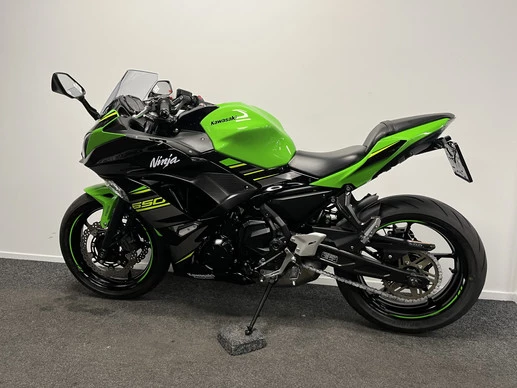 Kawasaki Ninja 650 - Afbeelding 14 van 21