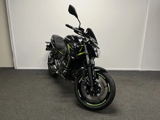 Kawasaki Z650 - Afbeelding 11 van 21