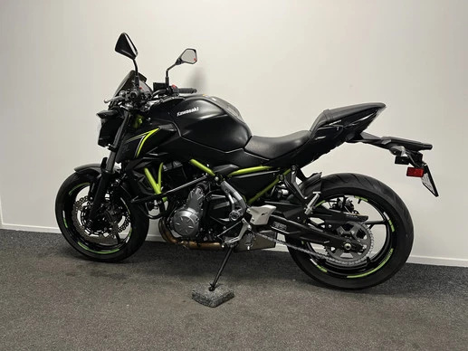 Kawasaki Z650 - Afbeelding 14 van 21