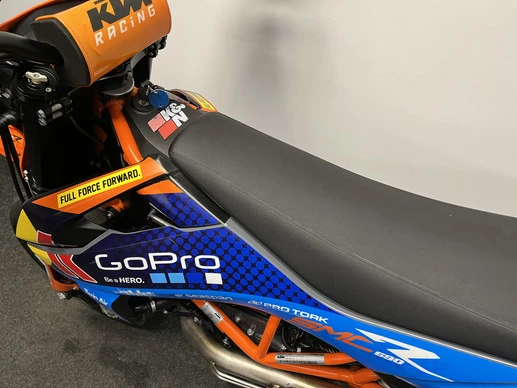 KTM 690 - Afbeelding 18 van 21