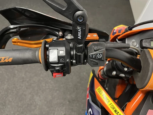 KTM 690 - Afbeelding 20 van 21