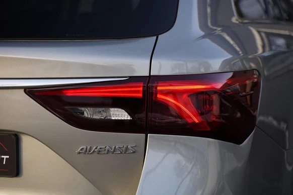 Toyota Avensis - Afbeelding 11 van 24