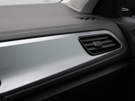 Volkswagen T-Roc - Afbeelding 9 van 30