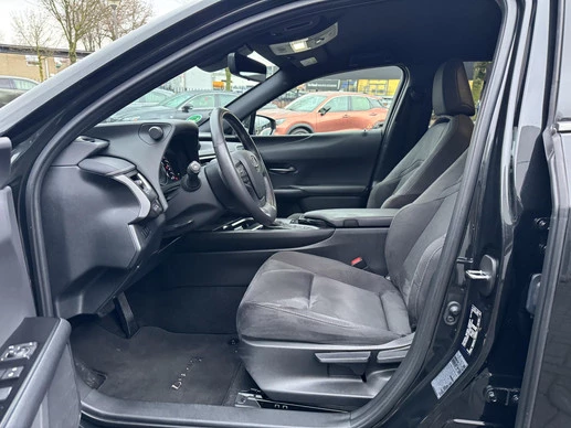 Lexus UX - Afbeelding 15 van 30