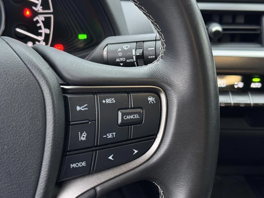 Lexus UX - Afbeelding 18 van 30