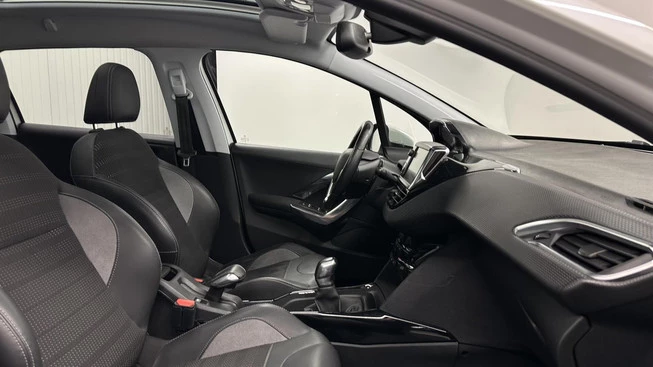 Peugeot 2008 - Afbeelding 12 van 30
