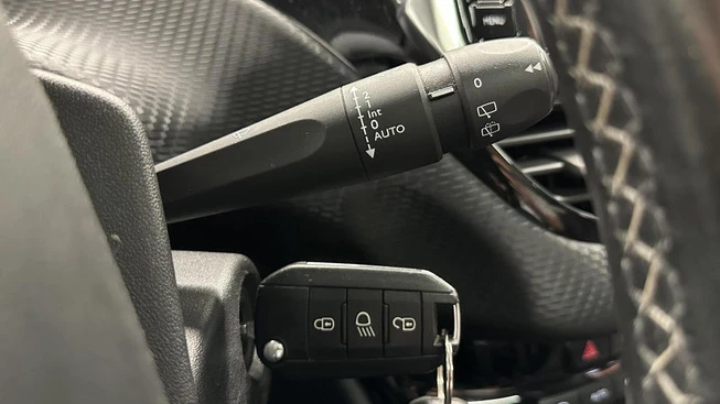 Peugeot 2008 - Afbeelding 23 van 30