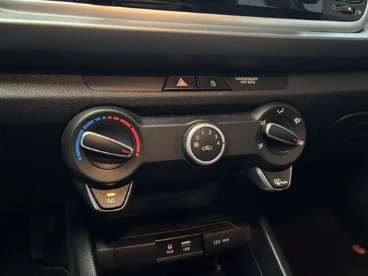 Kia Rio - Afbeelding 11 van 17