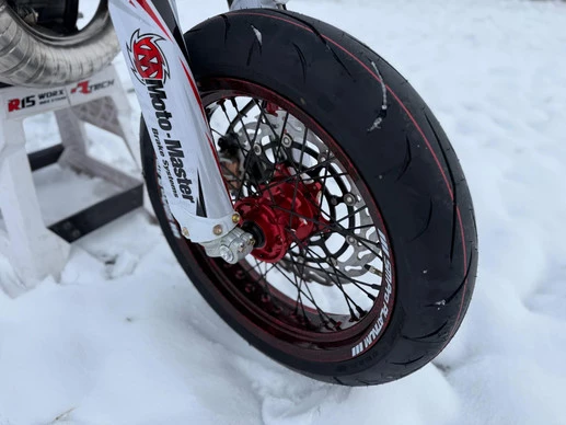 KTM  - Afbeelding 22 van 28