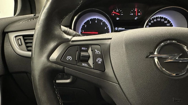 Opel Astra - Afbeelding 21 van 30