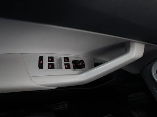 Volkswagen Polo - Afbeelding 25 van 30