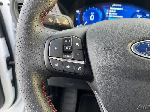 Ford Kuga - Afbeelding 20 van 30