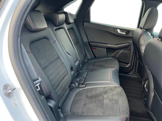 Ford Kuga - Afbeelding 25 van 30