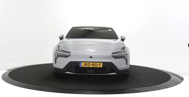 Polestar 4 - Afbeelding 2 van 24