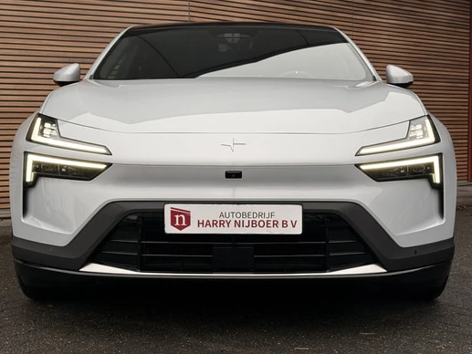 Polestar 4 - Afbeelding 8 van 30