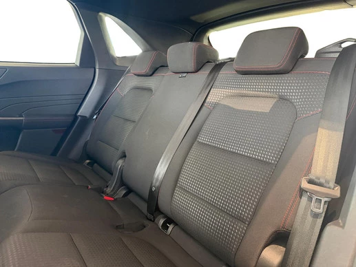 Ford Kuga - Afbeelding 25 van 30