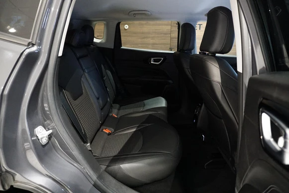 Jeep Compass - Afbeelding 8 van 30