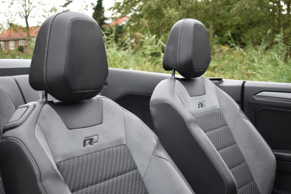 Volkswagen T-Roc - Afbeelding 27 van 30
