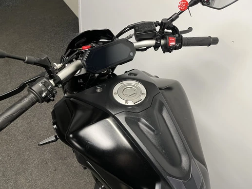 Yamaha MT 07 - Afbeelding 19 van 22
