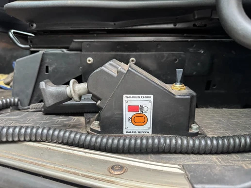 Scania R - Afbeelding 14 van 15