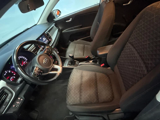 Kia Rio - Afbeelding 10 van 24