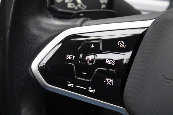 Volkswagen Touareg - Afbeelding 23 van 30