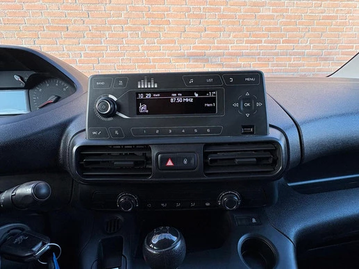 Peugeot Partner - Afbeelding 13 van 23