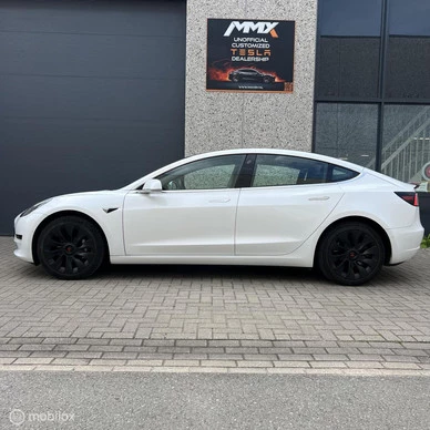 Tesla Model 3 - Afbeelding 6 van 23