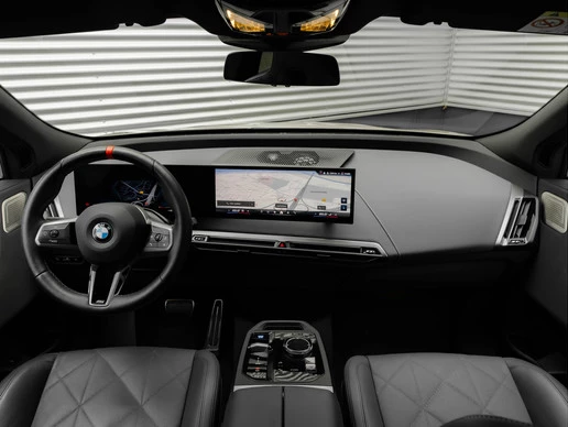 BMW iX - Afbeelding 18 van 30