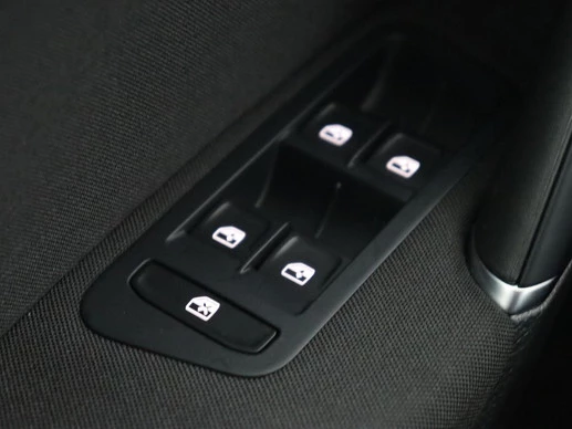 Volkswagen e-Golf - Afbeelding 13 van 30