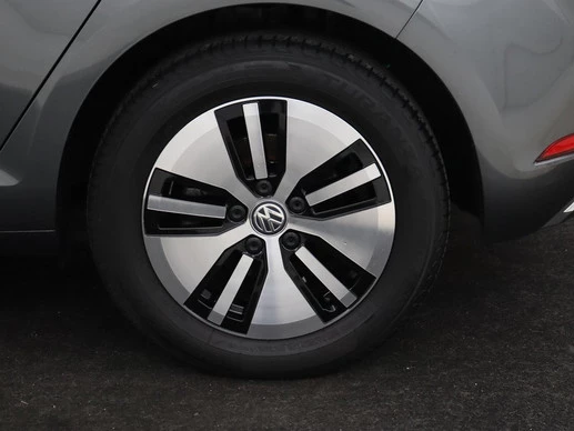 Volkswagen e-Golf - Afbeelding 24 van 30