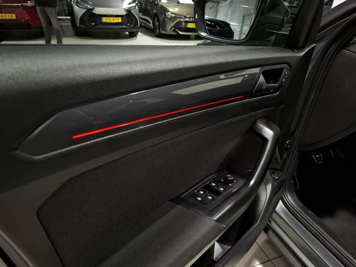 Volkswagen T-Roc - Afbeelding 16 van 30