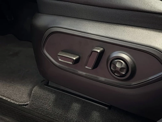 Jeep Grand Cherokee - Afbeelding 17 van 30