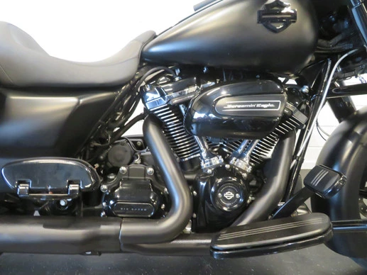 Harley-Davidson Street Glide - Afbeelding 5 van 16