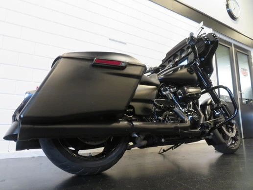 Harley-Davidson Street Glide - Afbeelding 15 van 16