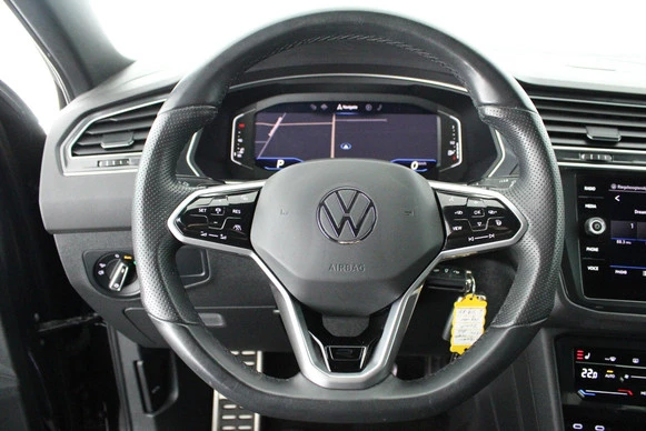 Volkswagen Tiguan - Afbeelding 16 van 30
