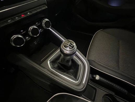 Renault Clio - Afbeelding 16 van 30